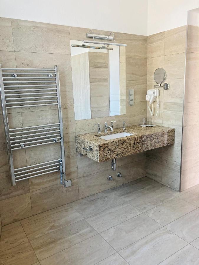 Bed and Breakfast Kira Panzio Lengyeltoti Exterior foto